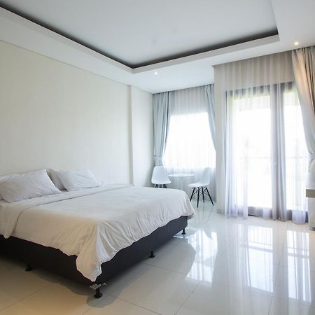 Soraya Apartment Seminyak Екстериор снимка