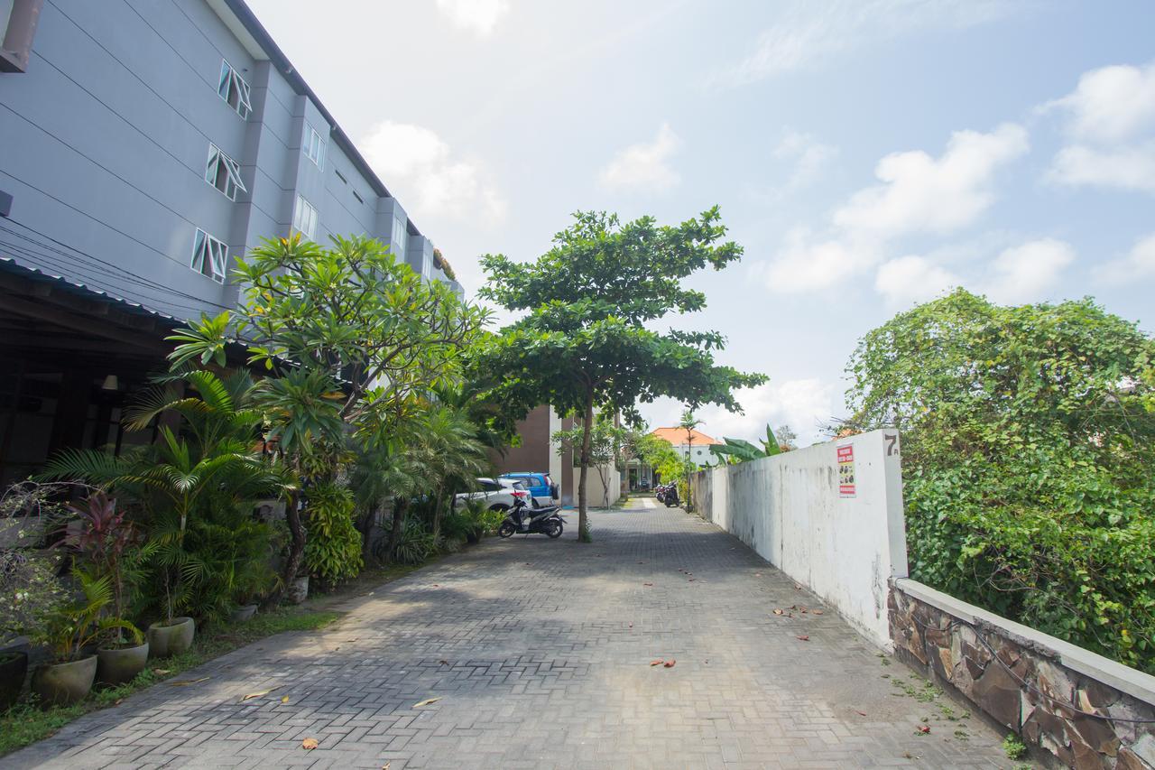 Soraya Apartment Seminyak Екстериор снимка